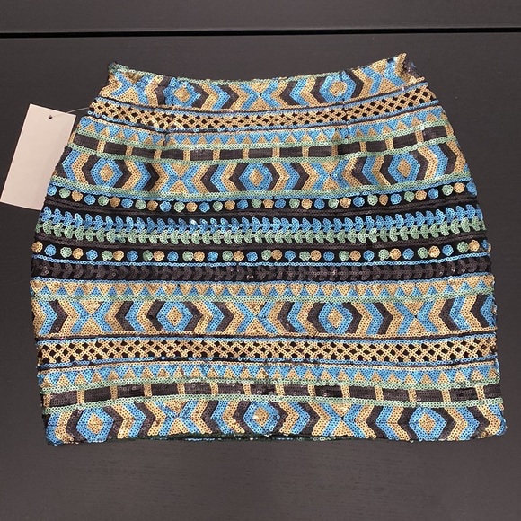 Tobi Ladies Sequin Geometric Mini Skirt - Small - Picture 2 of 8